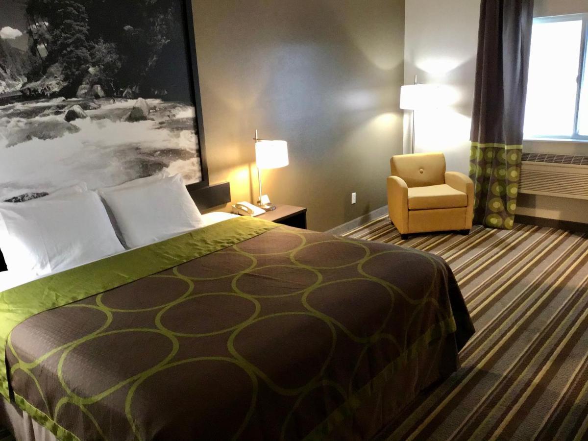 Super 8 By Wyndham Super 8 Blackfoot Εξωτερικό φωτογραφία